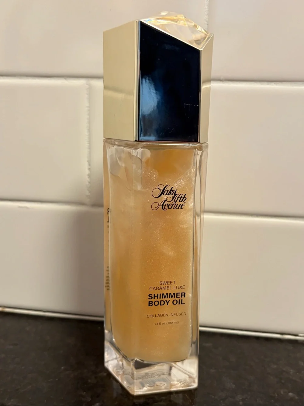 Saks Fifth Avenue Sweet Caramel Luxe Shimmer Body Oil (3.4oz/100mL) - New